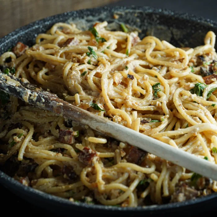 Vegan spaghetti carbonara, step 5