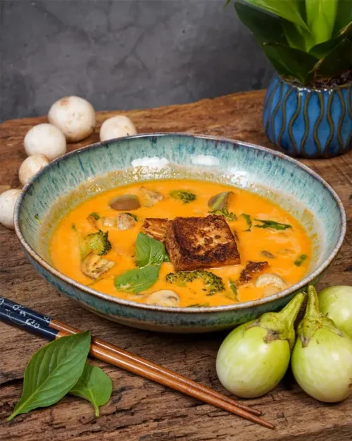 Rotes Thaicurry Hero