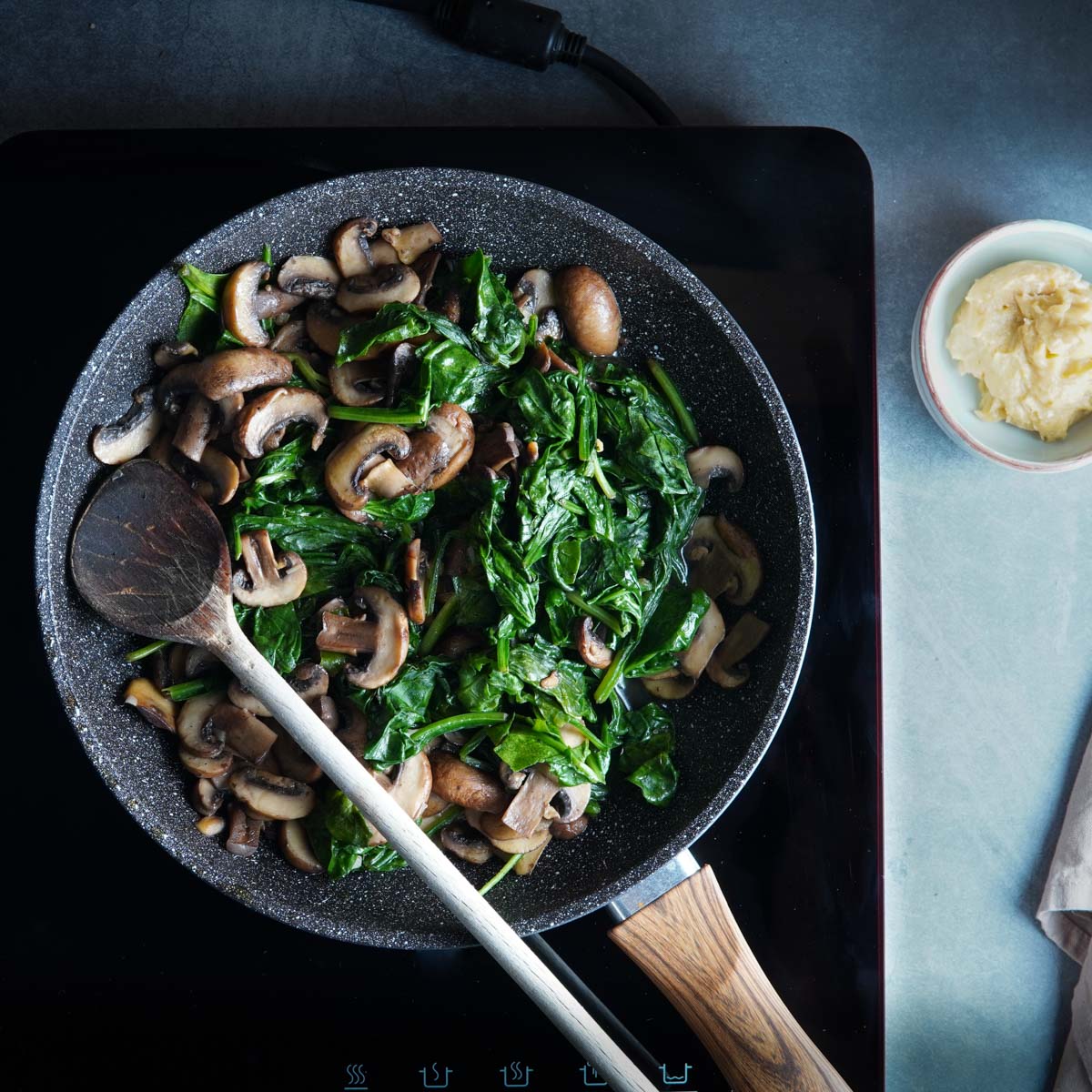 Veganes Risotto Step 2 Pilze braten