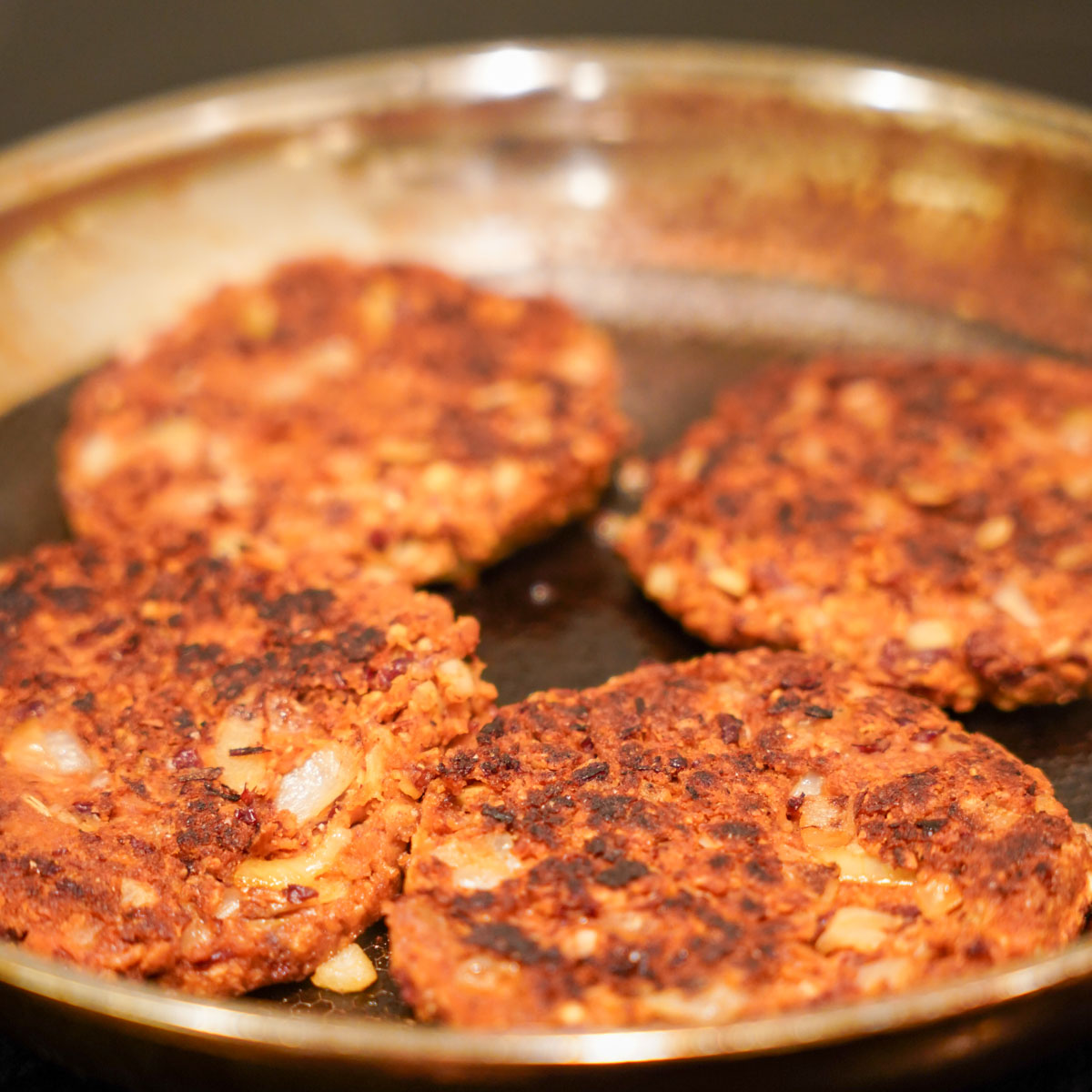 Veganer Burger step 5 Patties anbraten