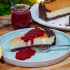 Käsekuchen mit Himbeersauce Hero